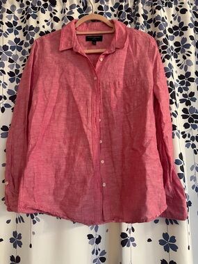 Banana Republic Pink Linen Button-Up Shirt